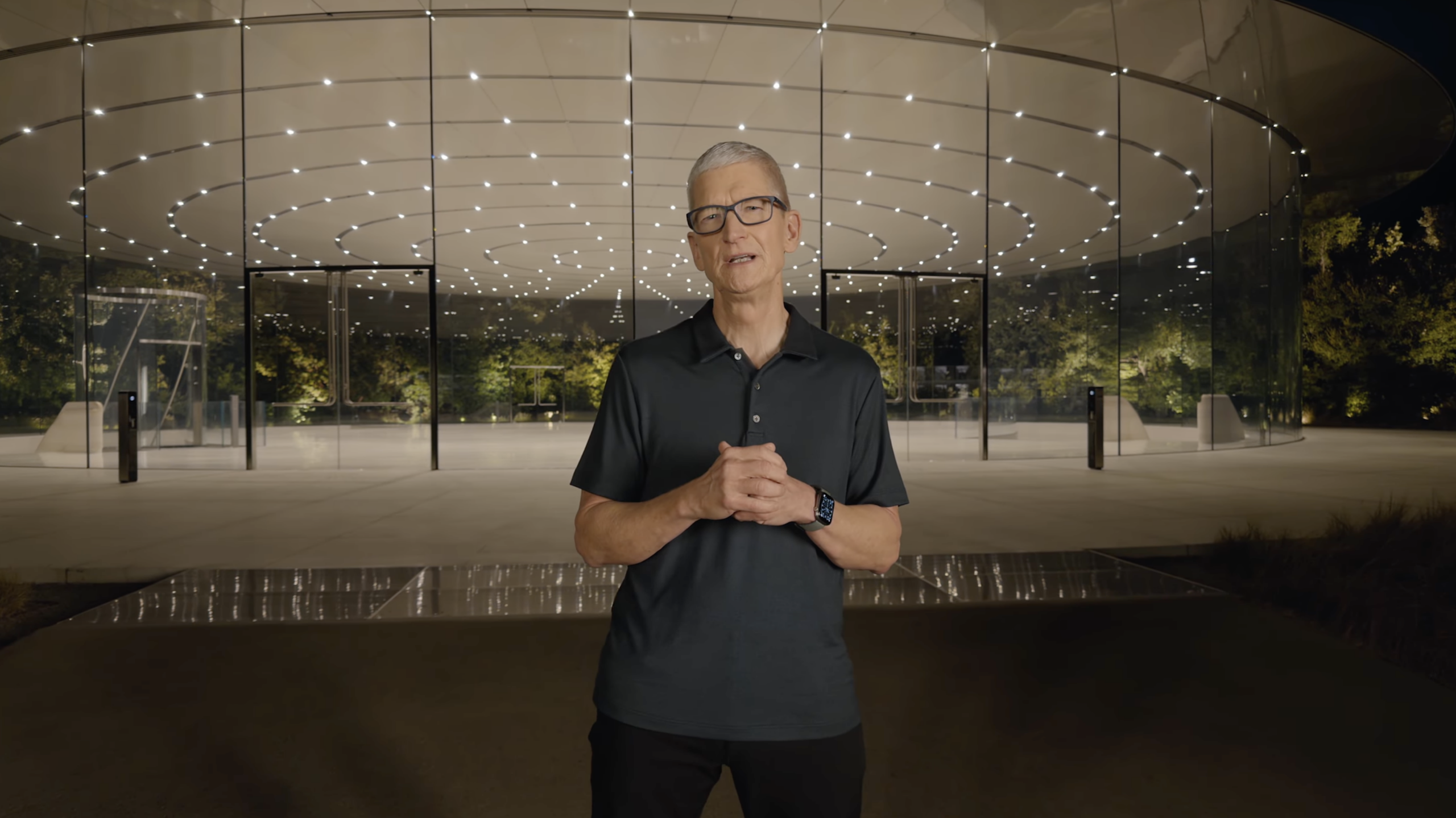 Does Tim Cook even care about Apple’s image anymore?