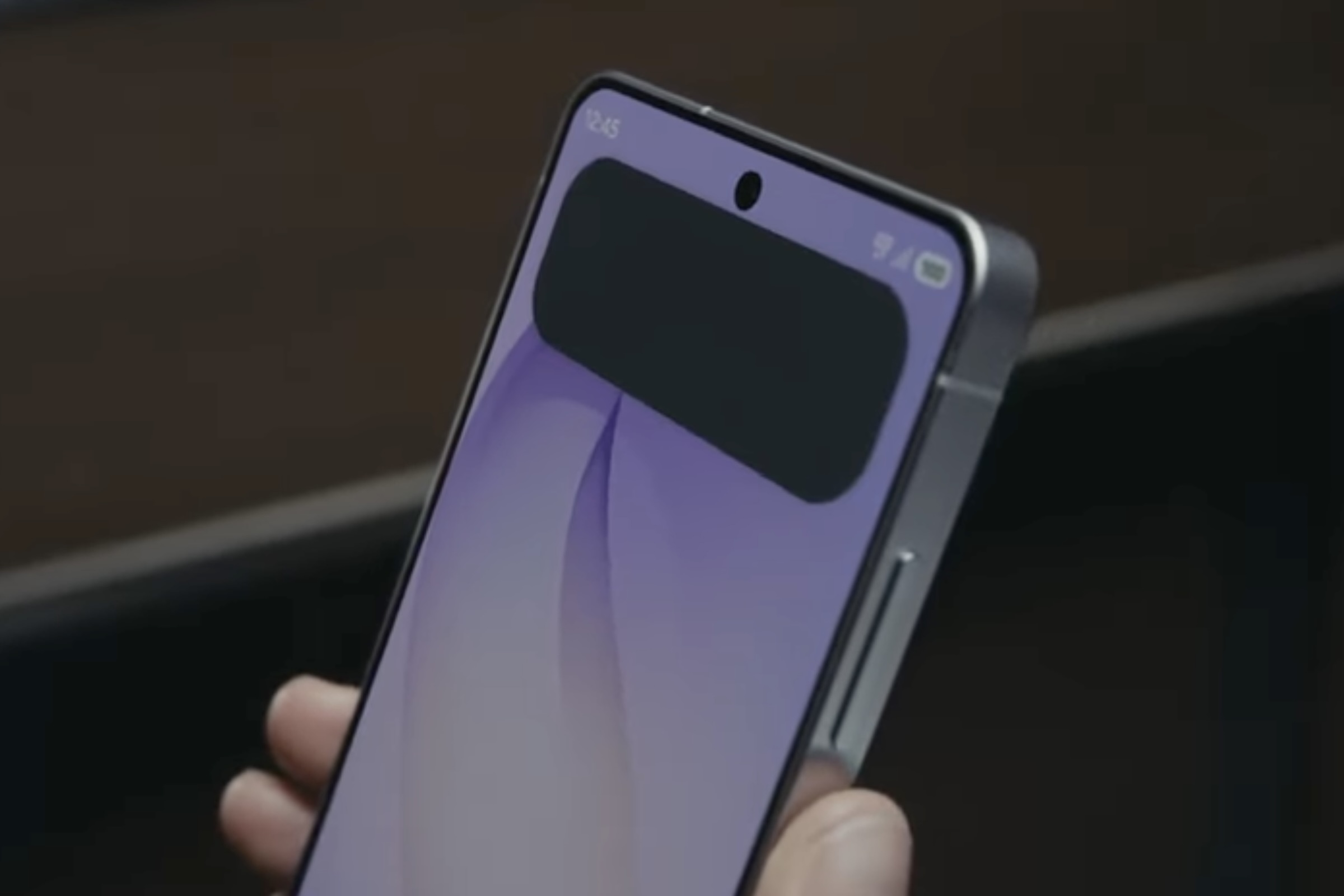 Samsung’s Privacy Display is the best iPhone feature Apple never made