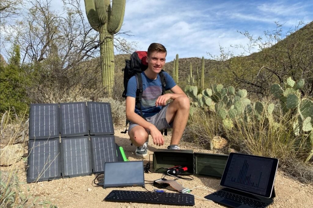 Award-winning bird recognition device